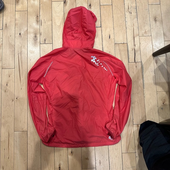 Salomon Windbreaker - Picture 2 of 2
